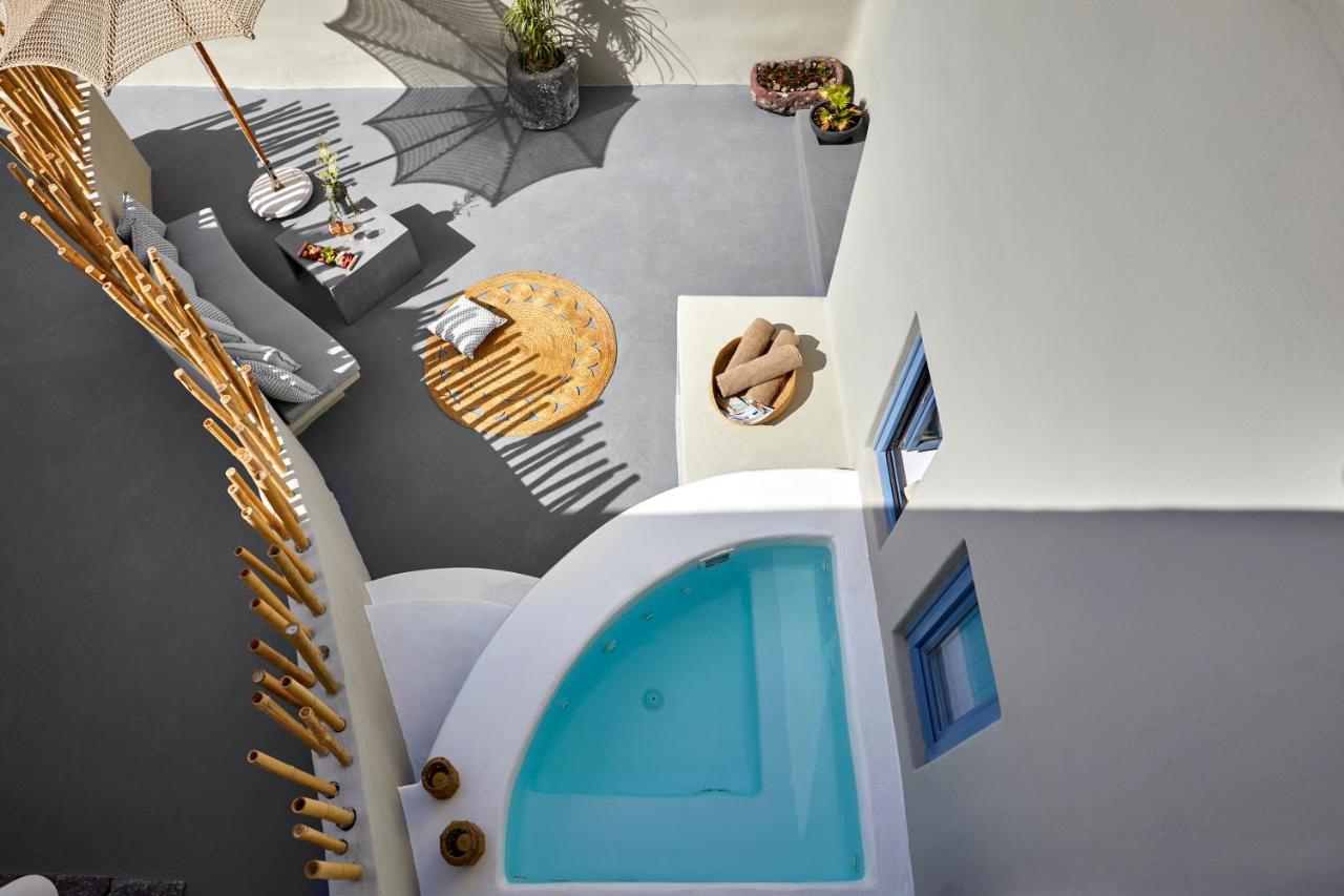 Luna Santorini Suites Pýrgos Exterior foto