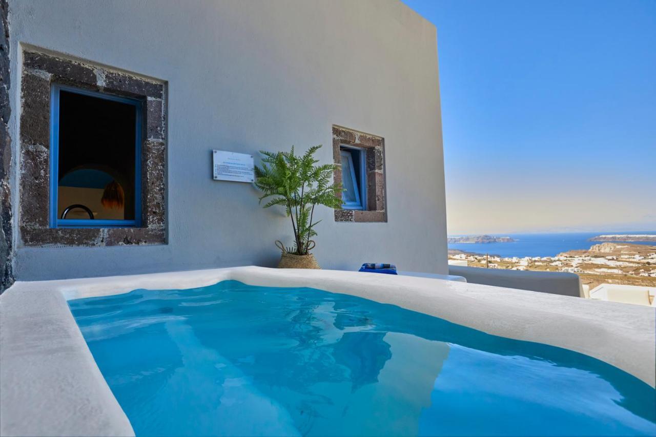 Luna Santorini Suites Pýrgos Exterior foto